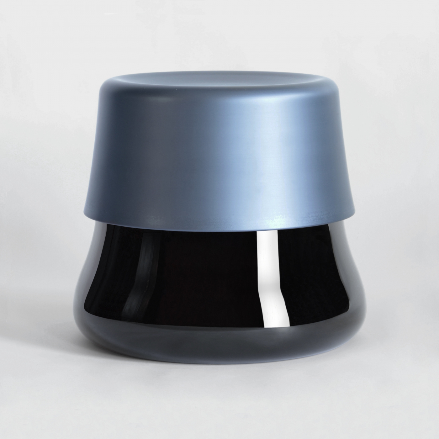 Table d&rsquo;appoint Bulb