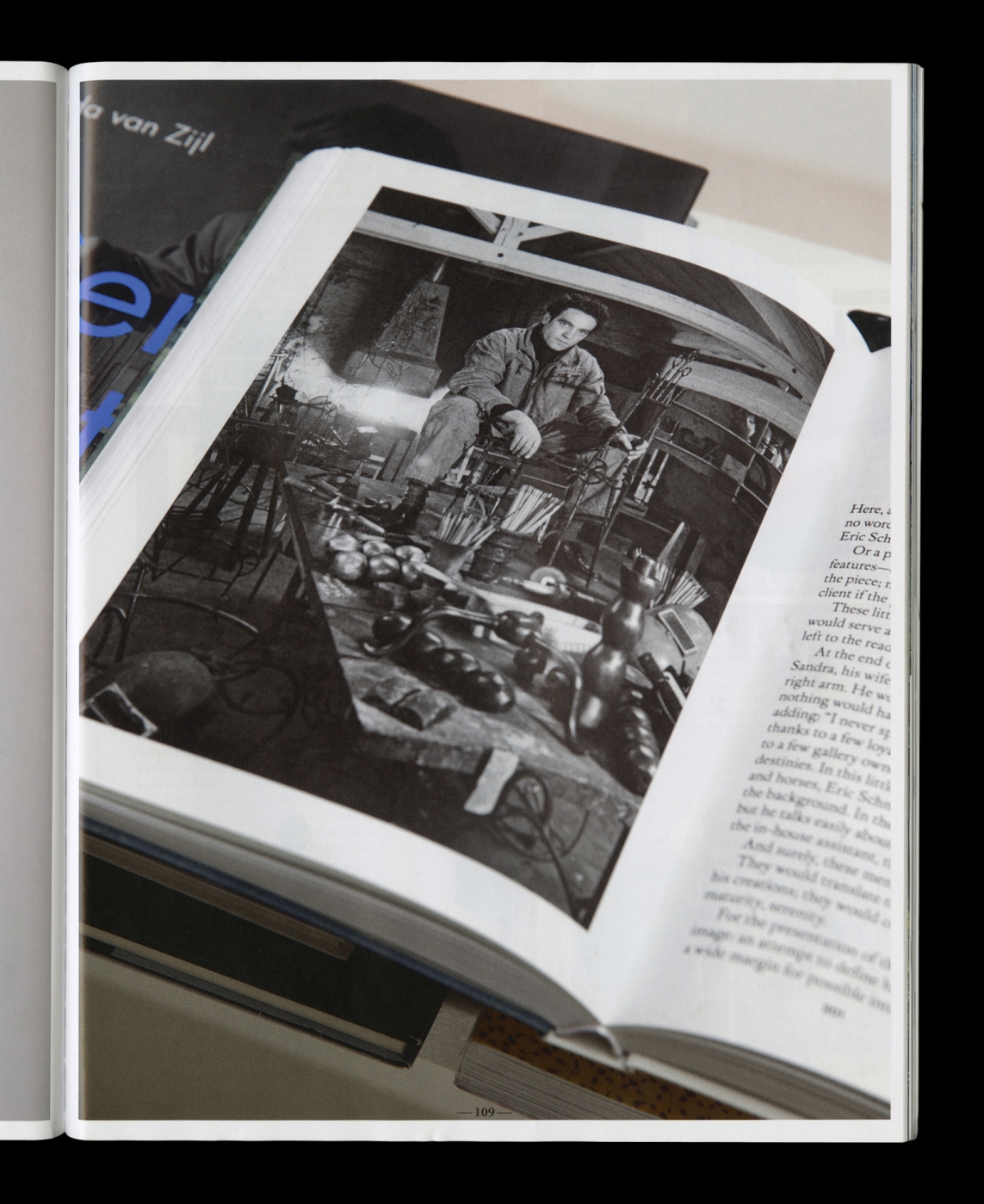 C&ocirc;t&eacute; Paris. Vivre
